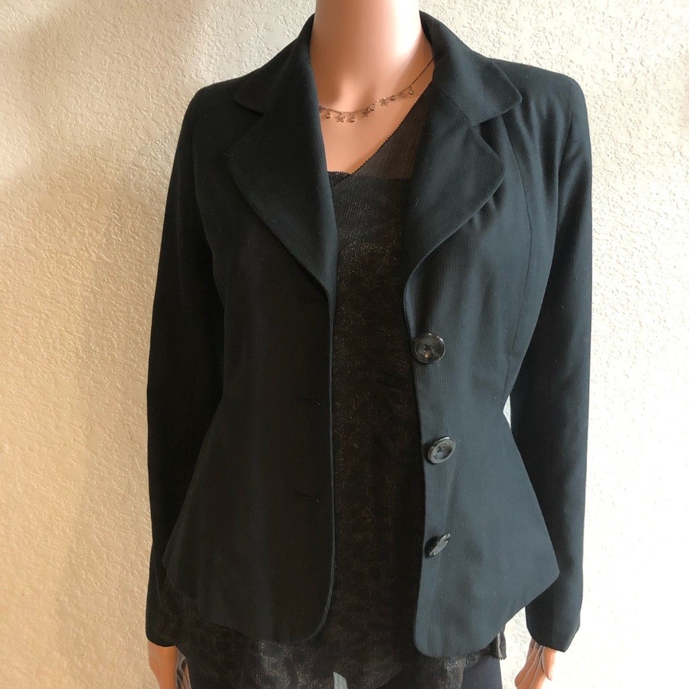 Sleek little blazer